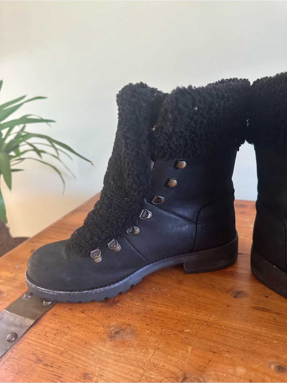 UGG shearling lace